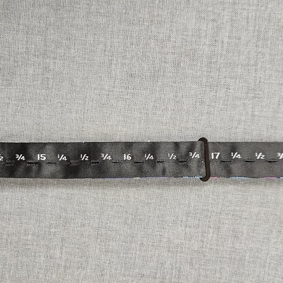 Tommy HILFIGER Silk Multicolor Plaid Adjustable Box Tie NWT - Picture 5 of 6